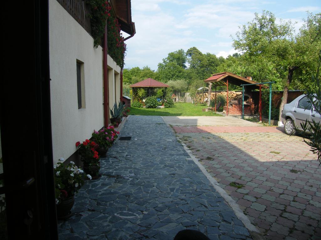 Pensiunea Casa Filoxenia Horezu Dış mekan fotoğraf